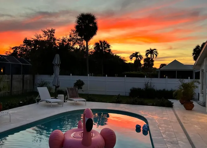 Hidden Gem - Family Friendly Pool Home -Welcome
