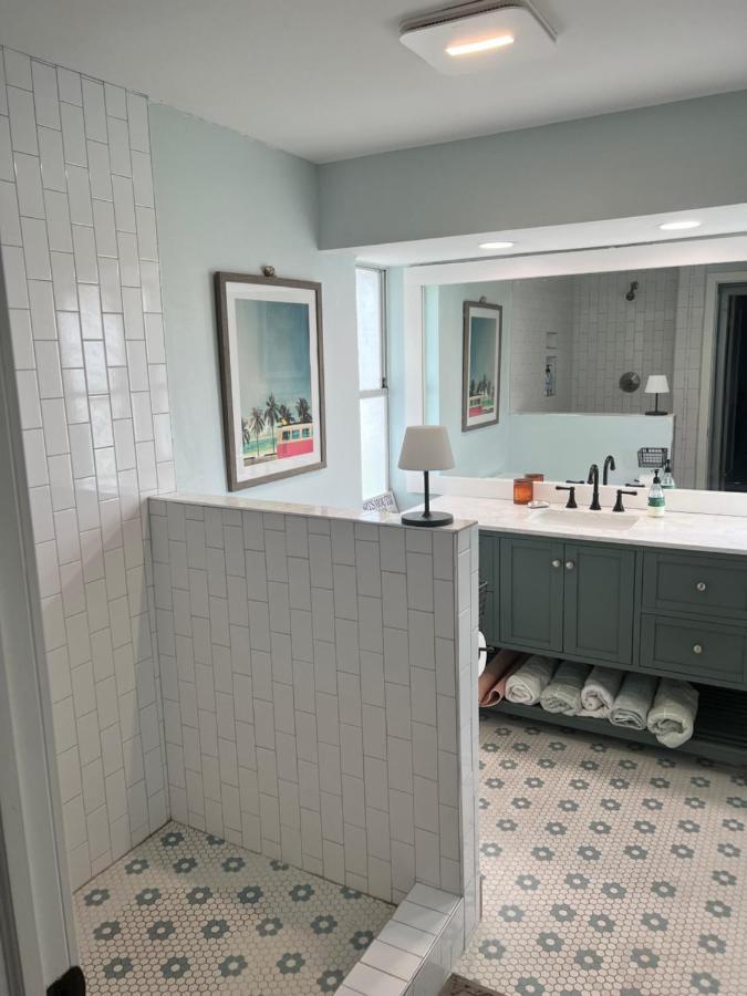 Hidden Gem - Family Friendly Pool -welcome Holiday home Naples